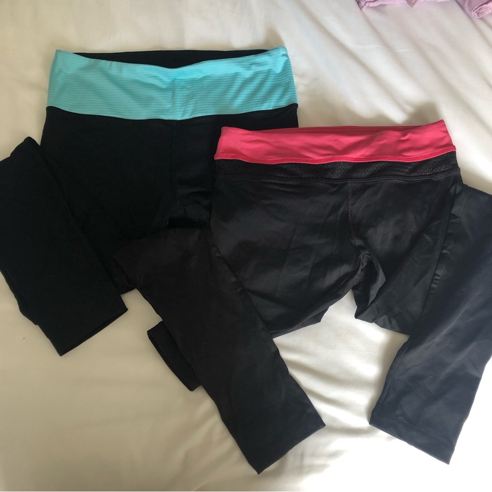 **5 ITEMS FOR $5** 2 Pairs of Leggings